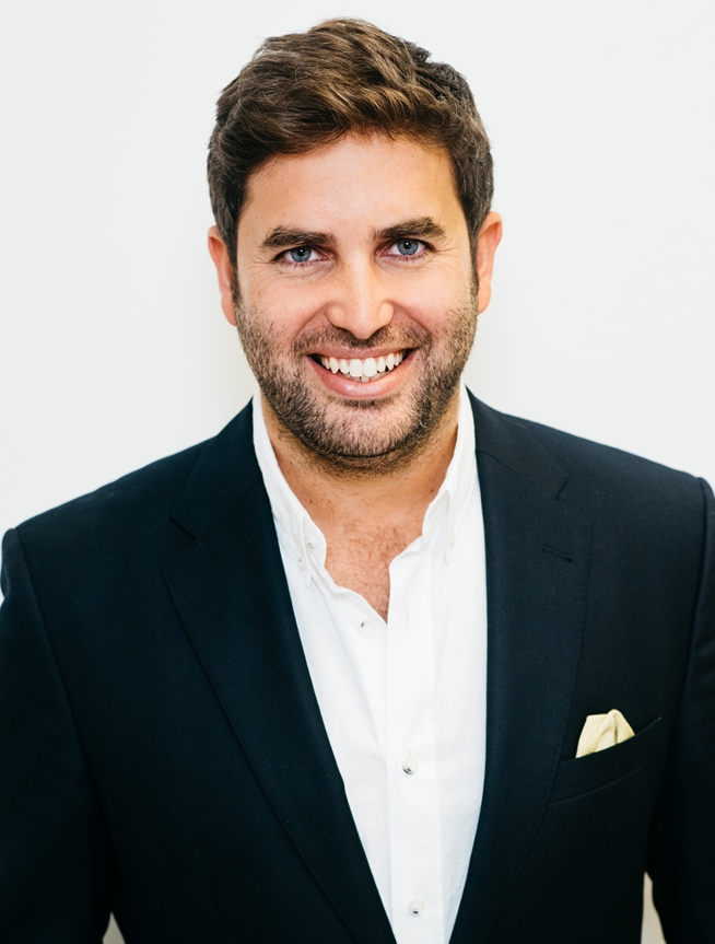 אוריאל גרוס סמנכ"ל שיווק ומכירות